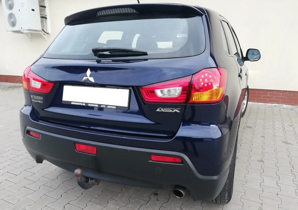 Mitsubishi ASX cena 31400 przebieg: 222000, rok produkcji 2011 z Złocieniec małe 211